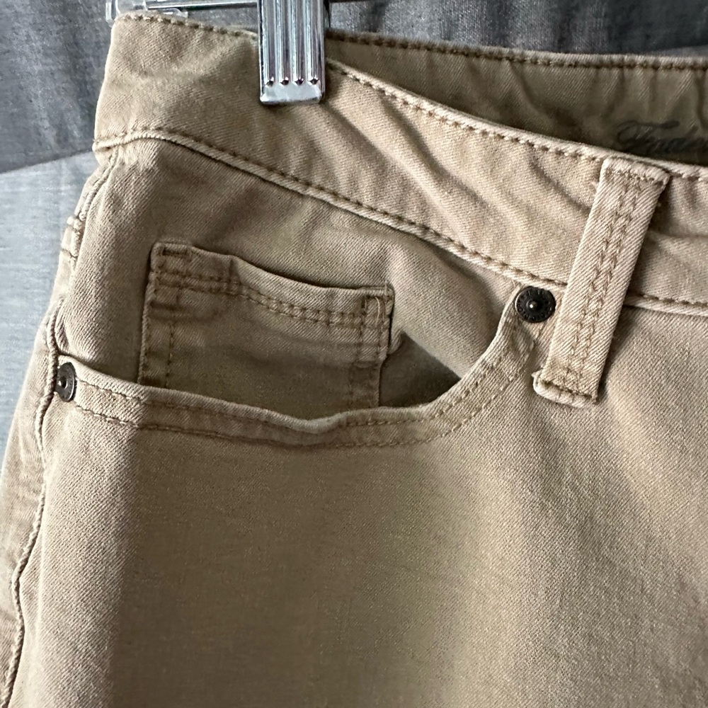 Faded Glory Women’s 10 Petite Ultimate Bootcut Tan Jeans - Picture 5 of 16